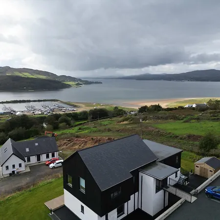 Holiday home Luxury With 360 Views Of Lough Swilly With Bar, Games Room, Bbq & Outdoor Dining Area By Travel Lets Homes *
